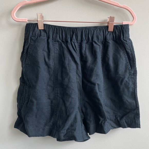 Madewell Pull On Linen Shorts in Black - Picture 5 of 11